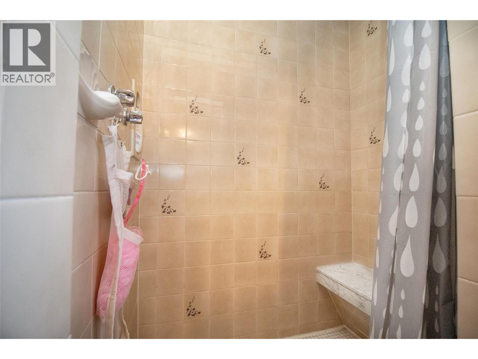  532 O'Keefe Court, Kelowna