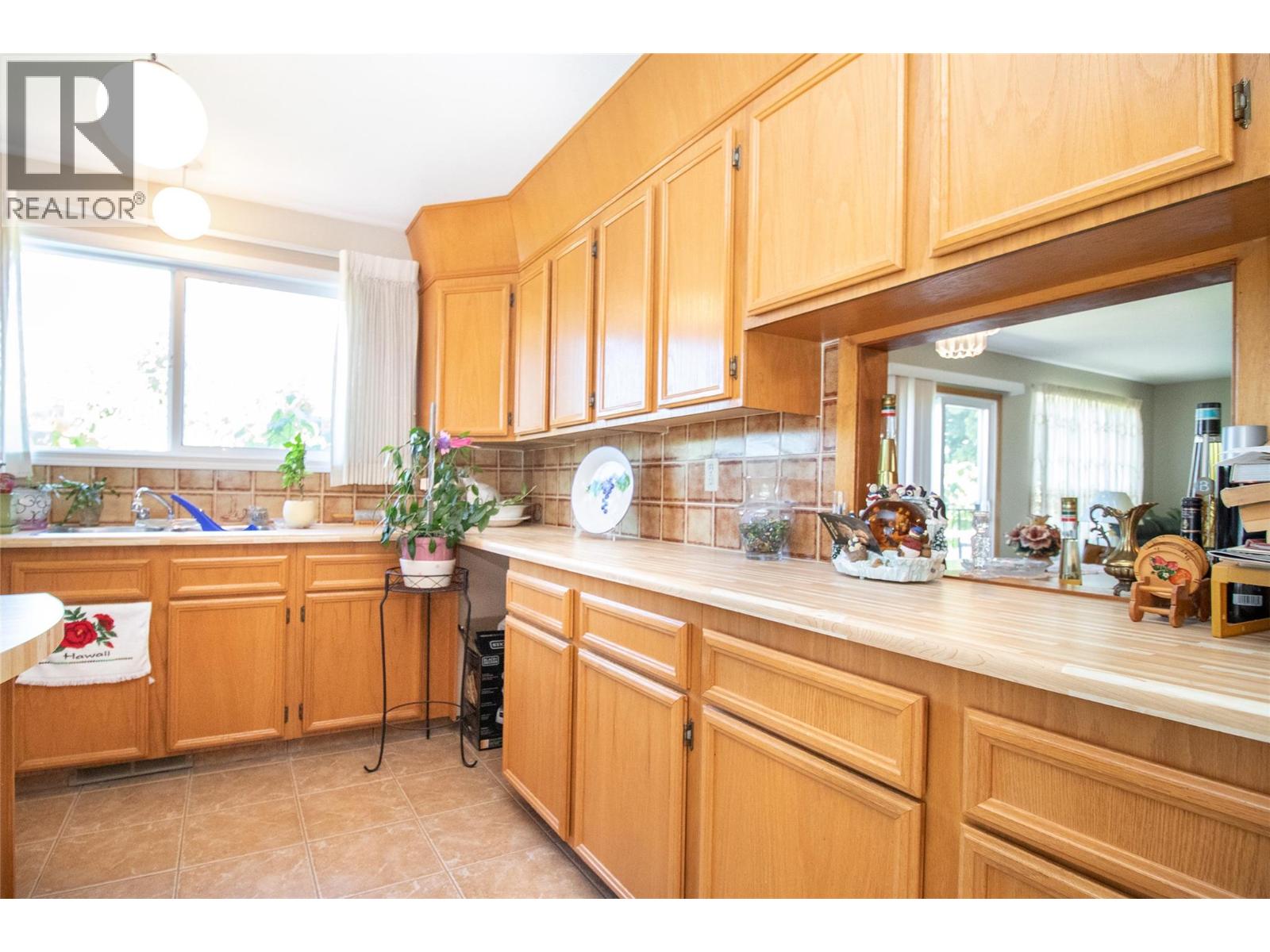  532 O'Keefe Court, Kelowna