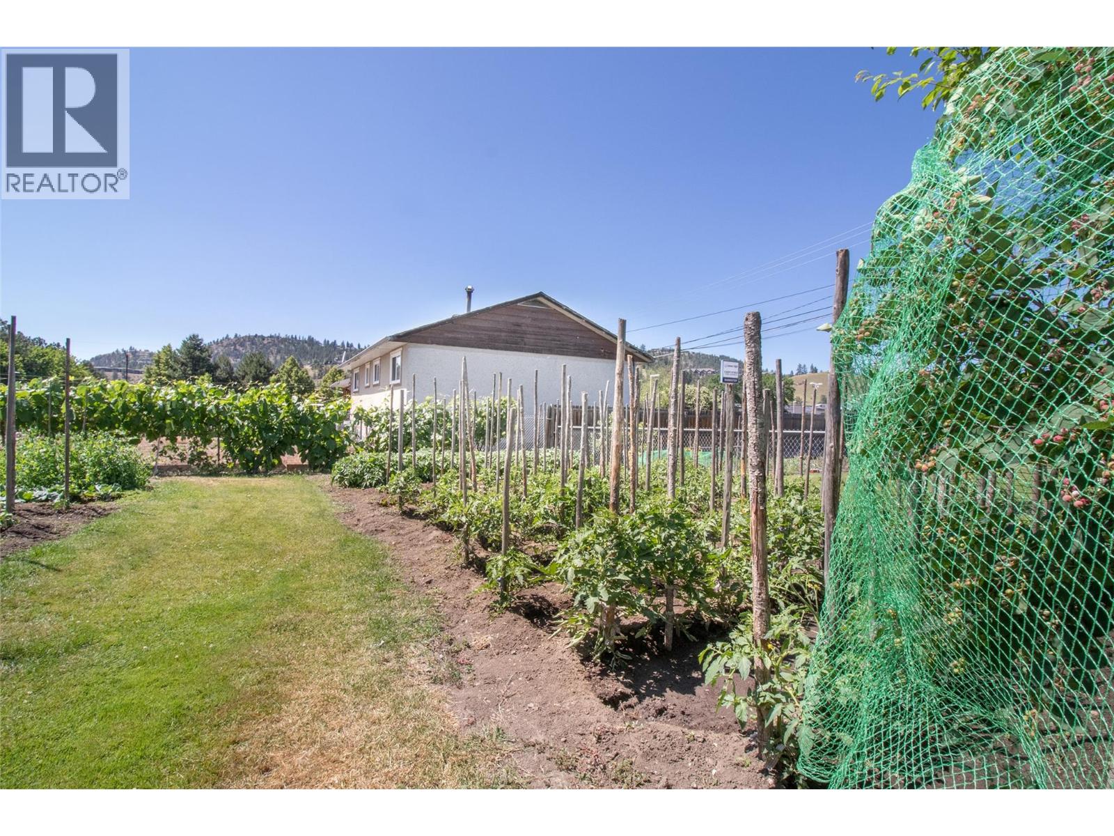  532 O'Keefe Court, Kelowna