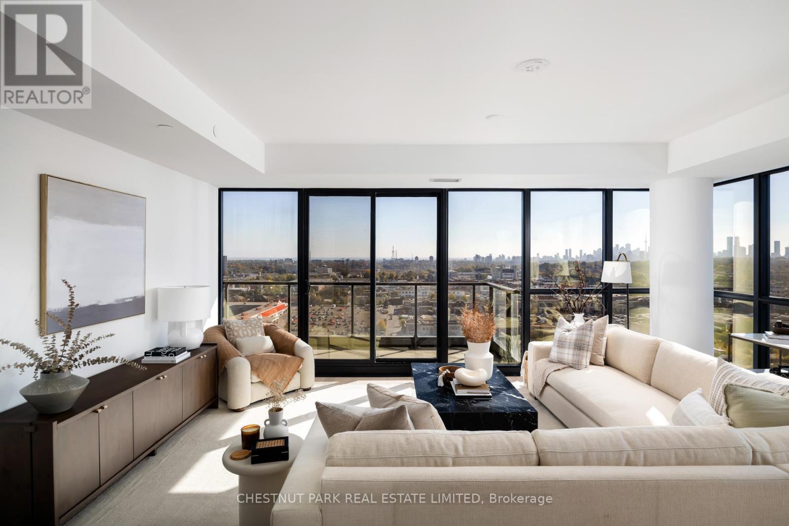 1702 - 33 FREDERICK TODD WAY