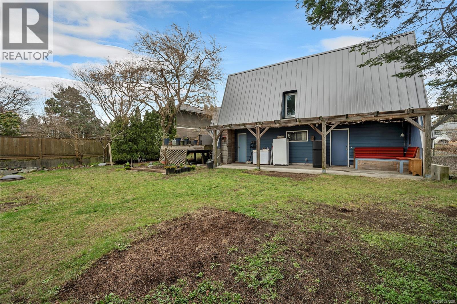 810 SHELLBOURNE BLVD - Image 2