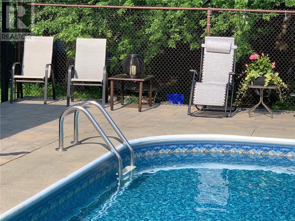 227 Cranbrook - Photo 2 of 3, Sudbury, Ontario