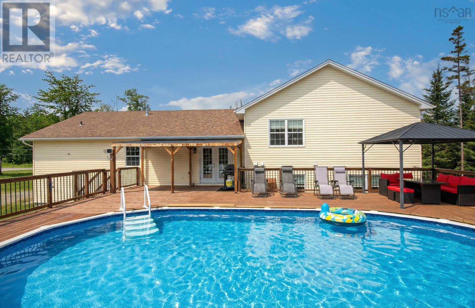 Property 11 of 51 of 110 Ridge Wood Court