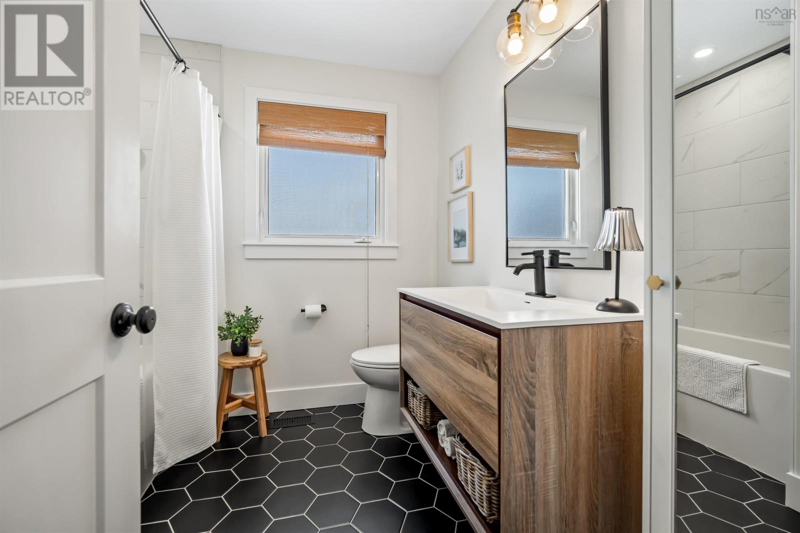 Property 25 of 49 of 187 Rankin Drive