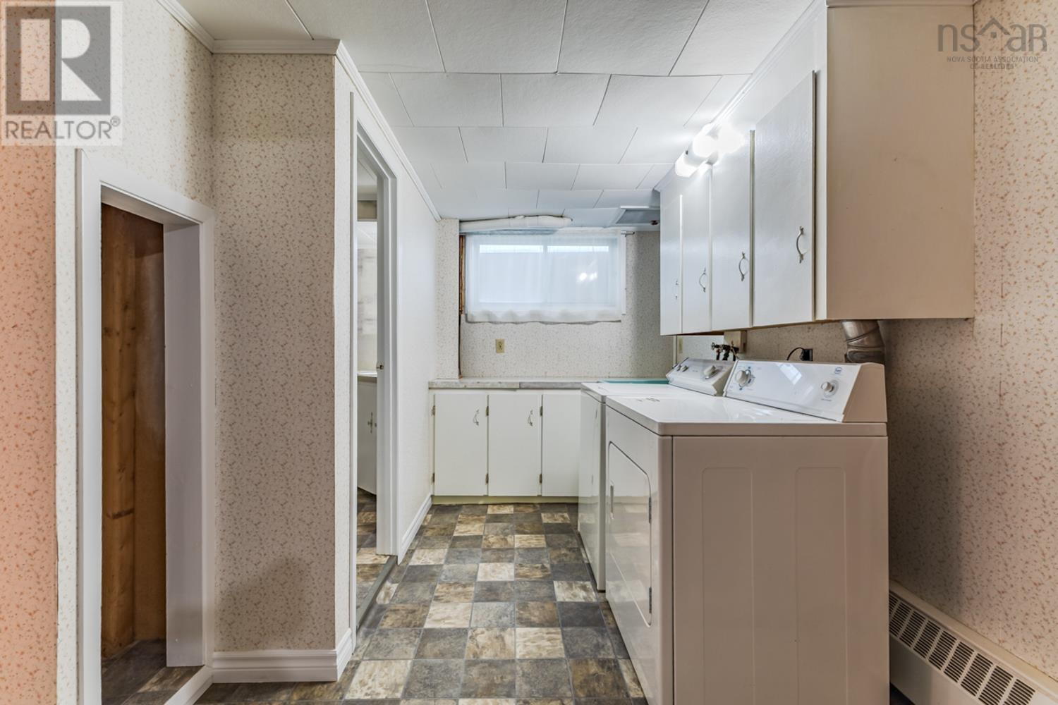 Property 23 of 44 of 7 FAIRVIEW Drive