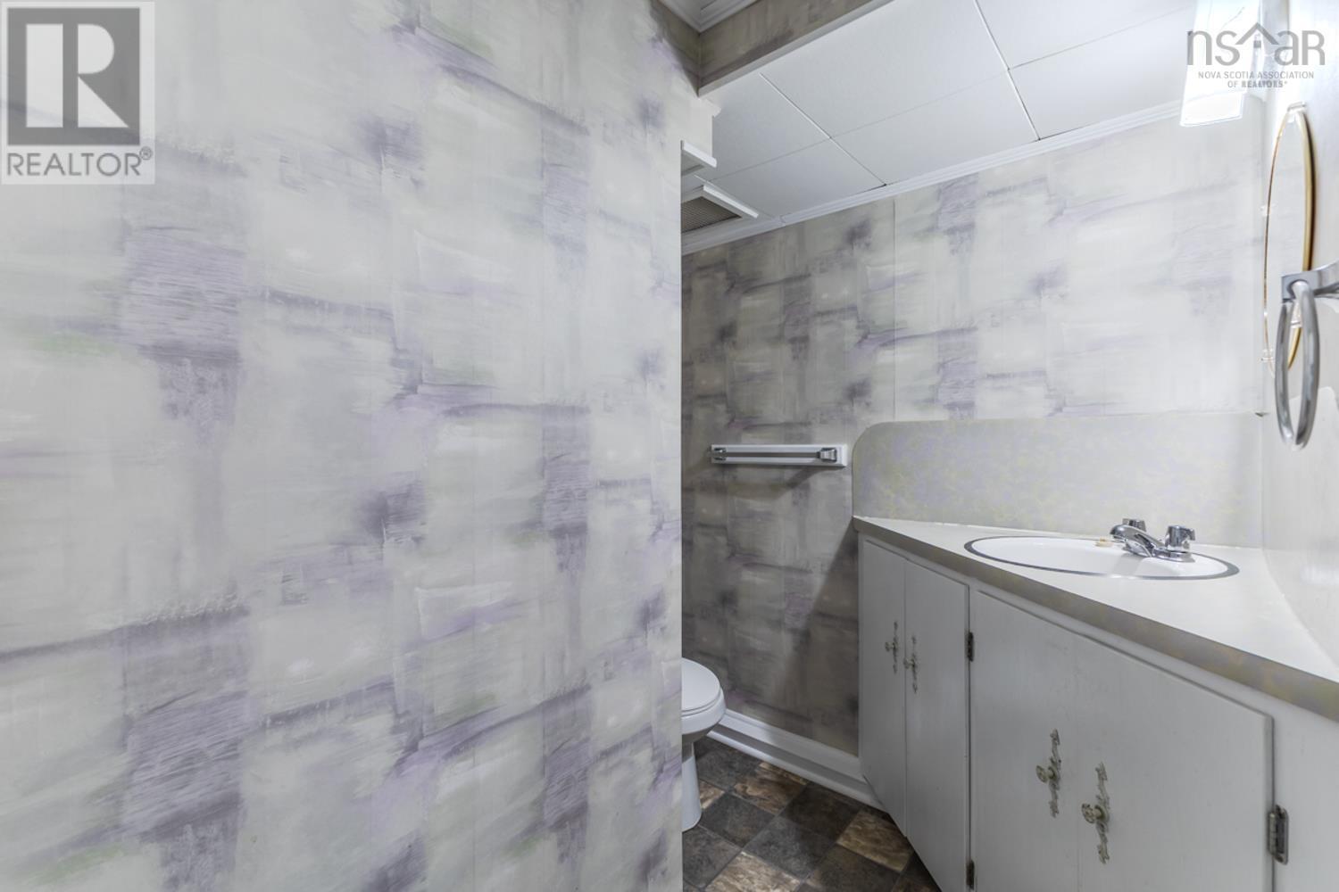 Property 28 of 44 of 7 FAIRVIEW Drive