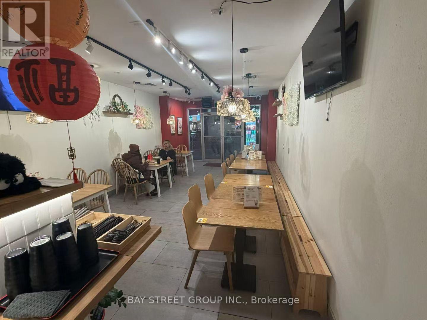 MAIN - 5315 YONGE STREET - Photo 2 of 9, Toronto (Willowdale East), Ontario