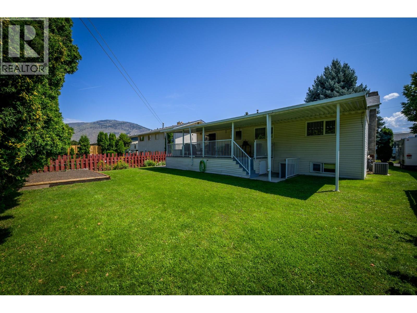 1743 SHERIDAN Drive, Kamloops