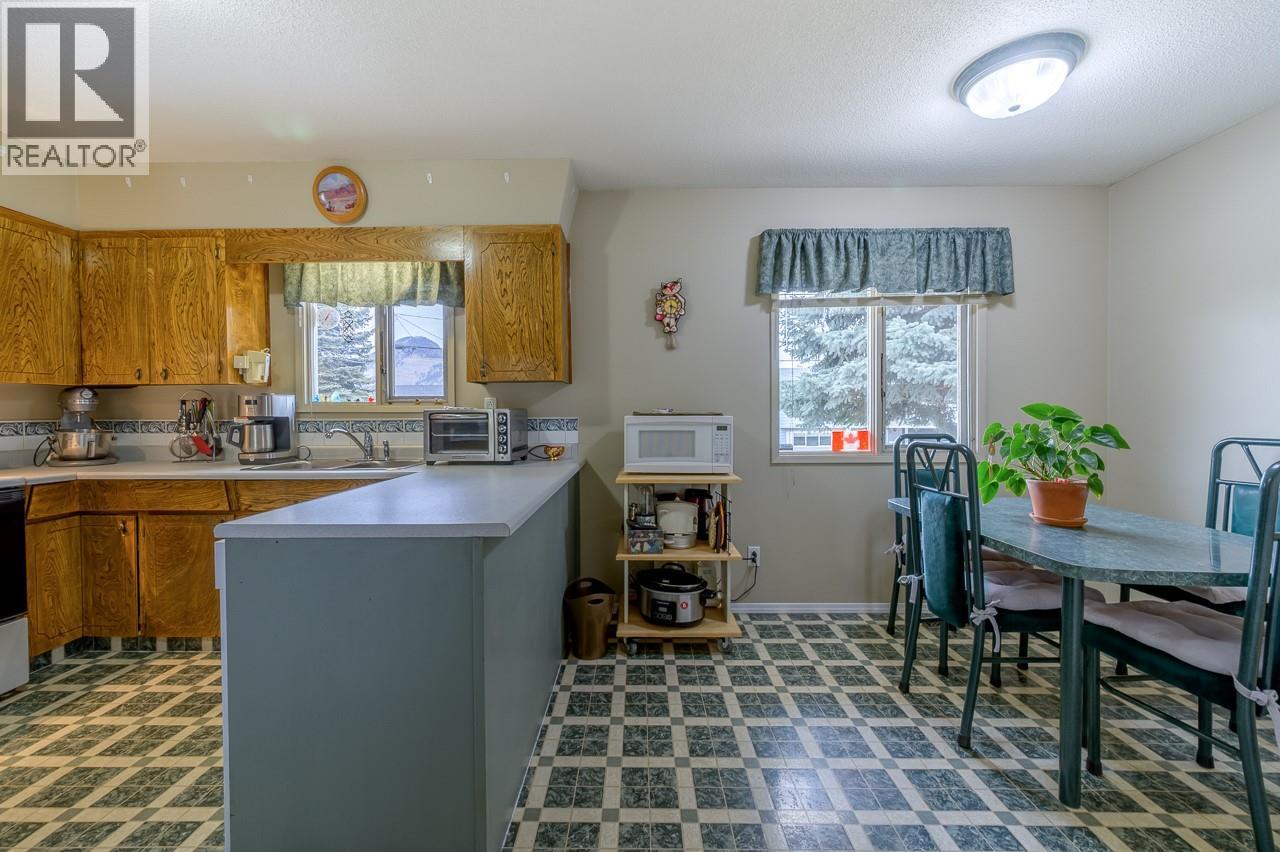 1743 SHERIDAN Drive, Kamloops