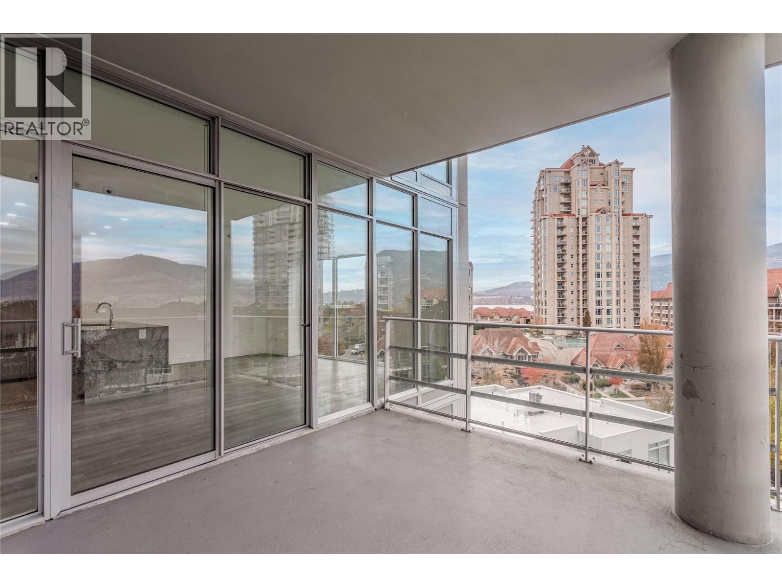 502 1151 Sunset Drive, Kelowna