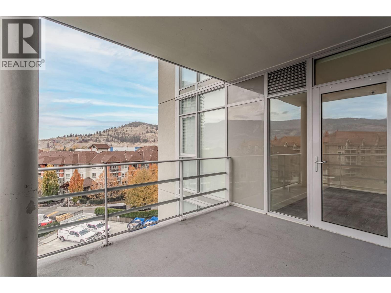 502 1151 Sunset Drive, Kelowna