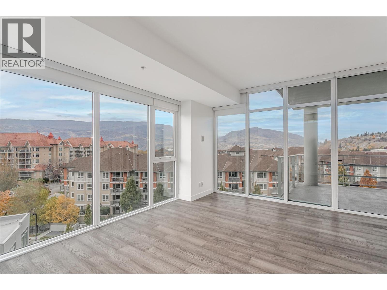502 1151 Sunset Drive, Kelowna