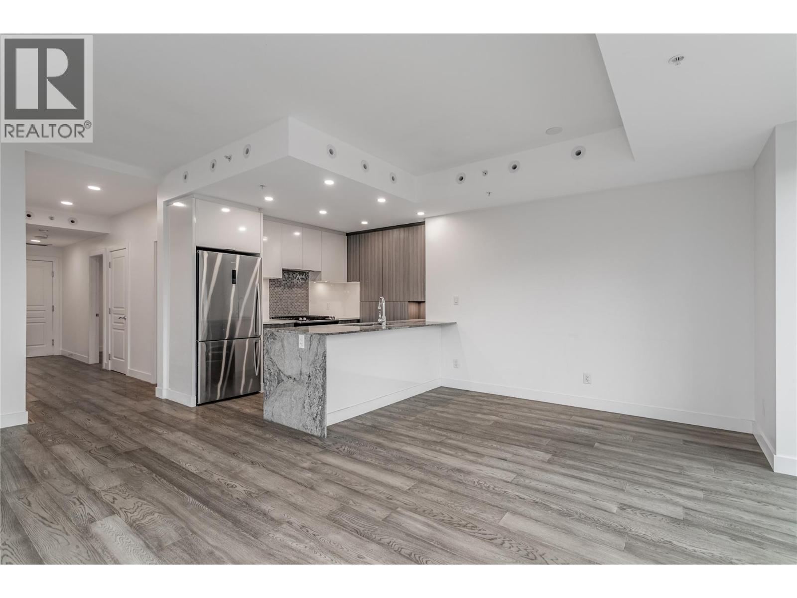 502 1151 Sunset Drive, Kelowna
