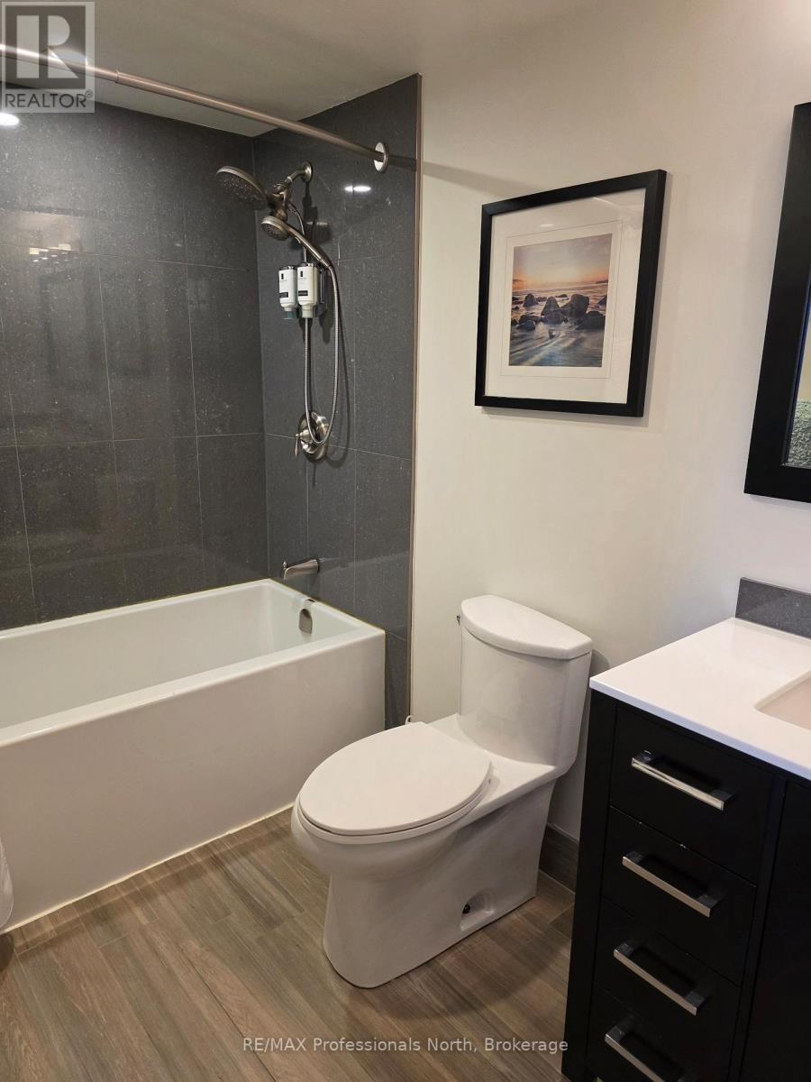 #105 32 DEERHURST GREENS DRIVE - 17