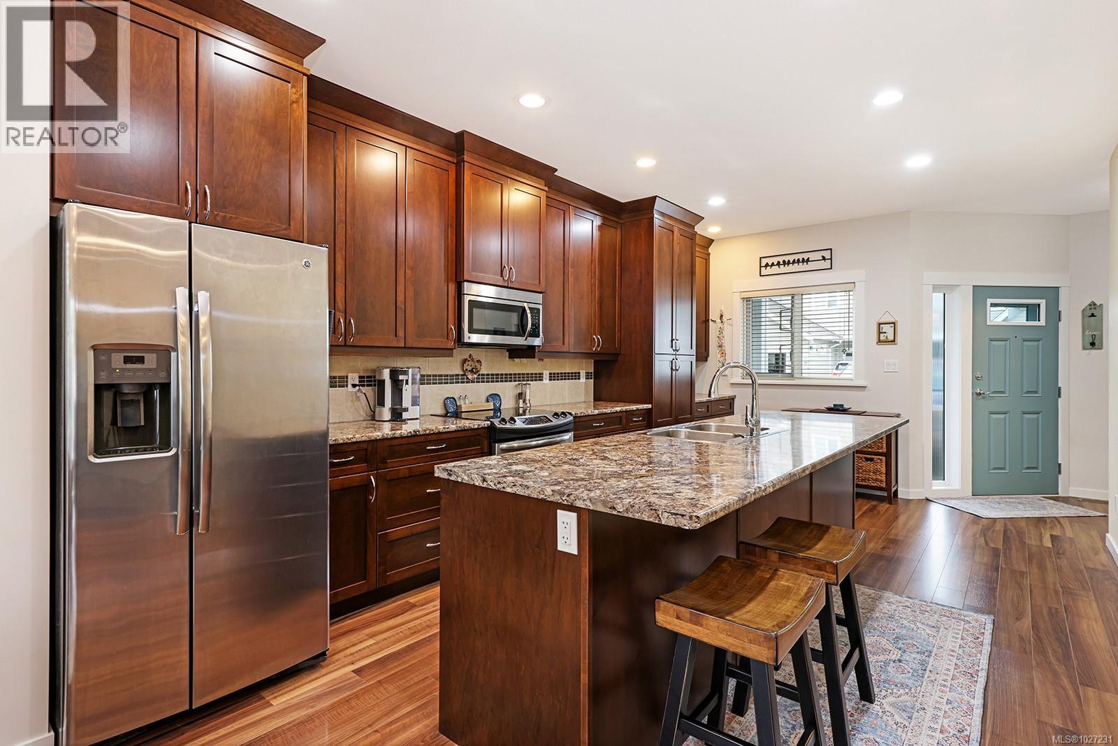 52 700 Lancaster Way, Comox