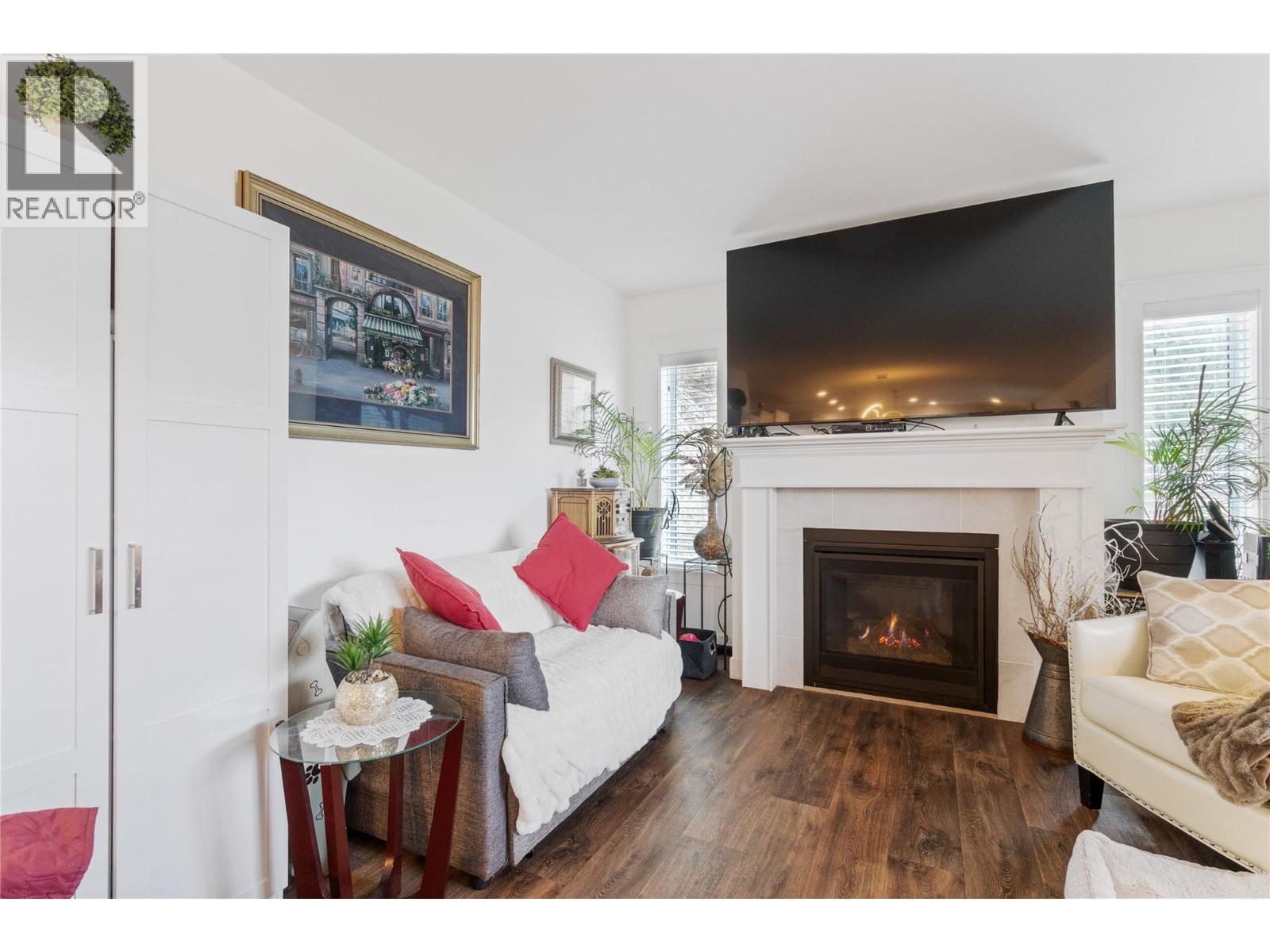 4540 72 Avenue NE, Canoe