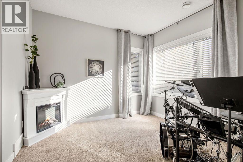 501 River Heights Drive, Cochrane