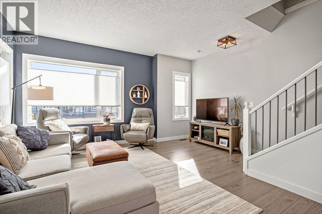 501 River Heights Drive, Cochrane