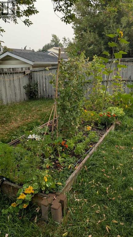 Single Family House for Sale in  A Avenue SE Dover Calgary 