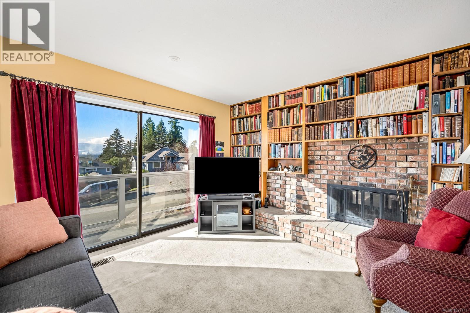 542 Washington Cres, Courtenay