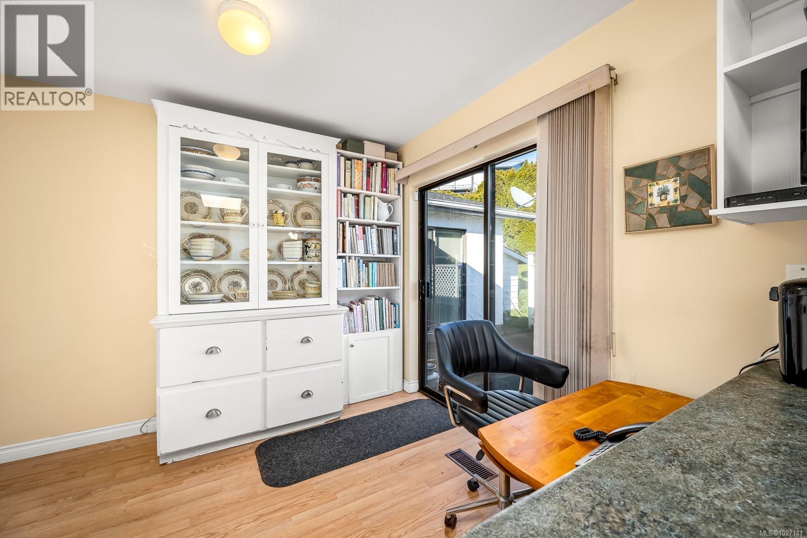 542 Washington Cres, Courtenay