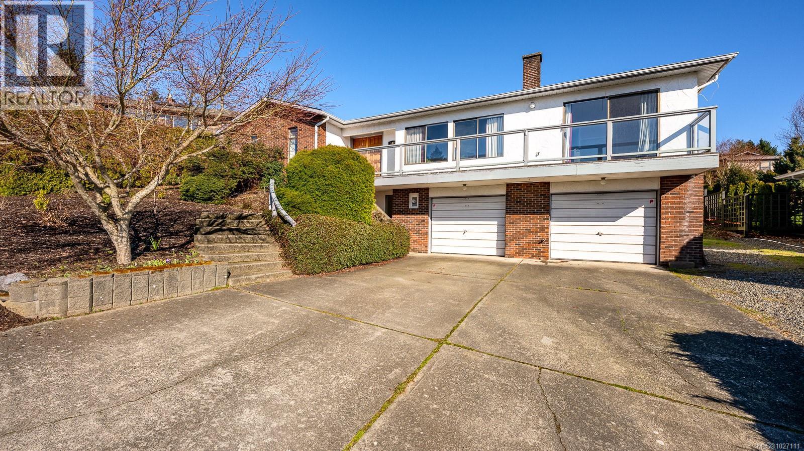 542 Washington Cres, Courtenay
