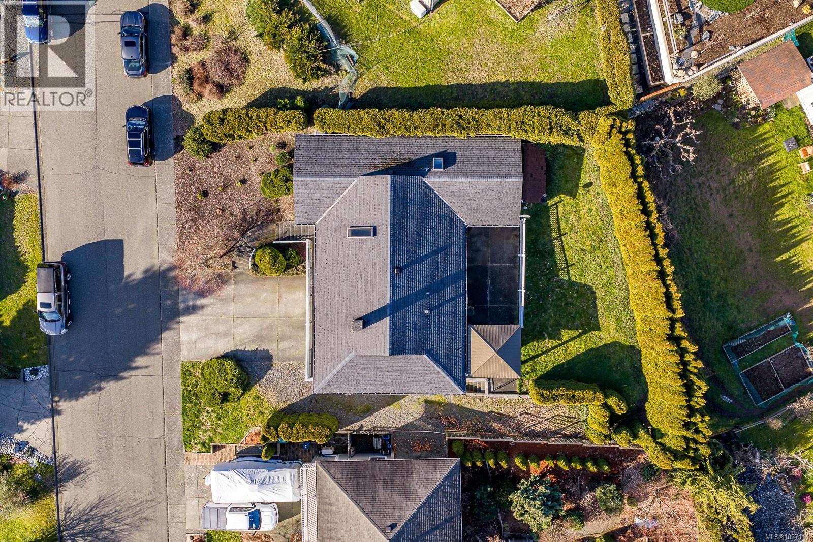 542 Washington Cres, Courtenay