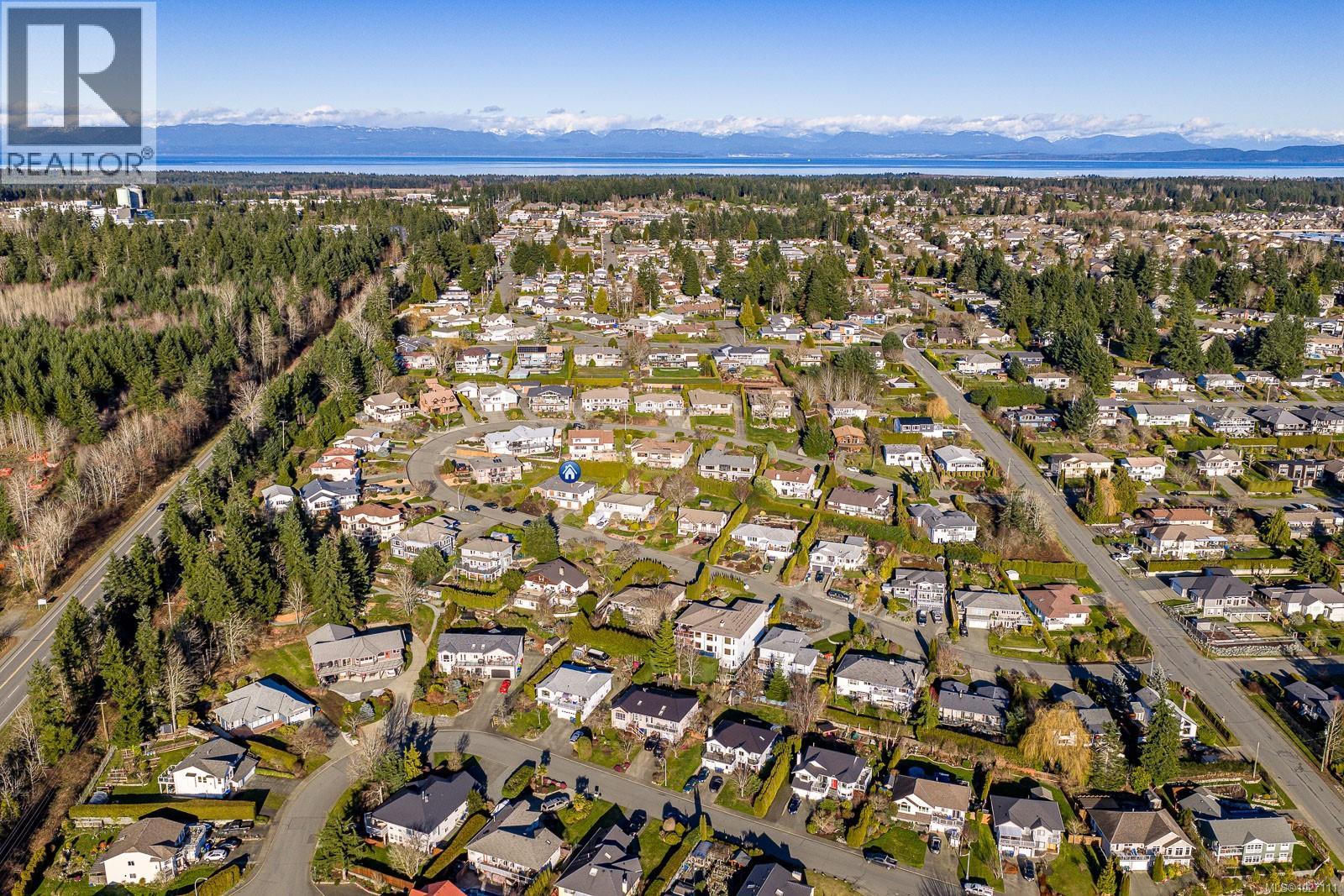 542 Washington Cres, Courtenay