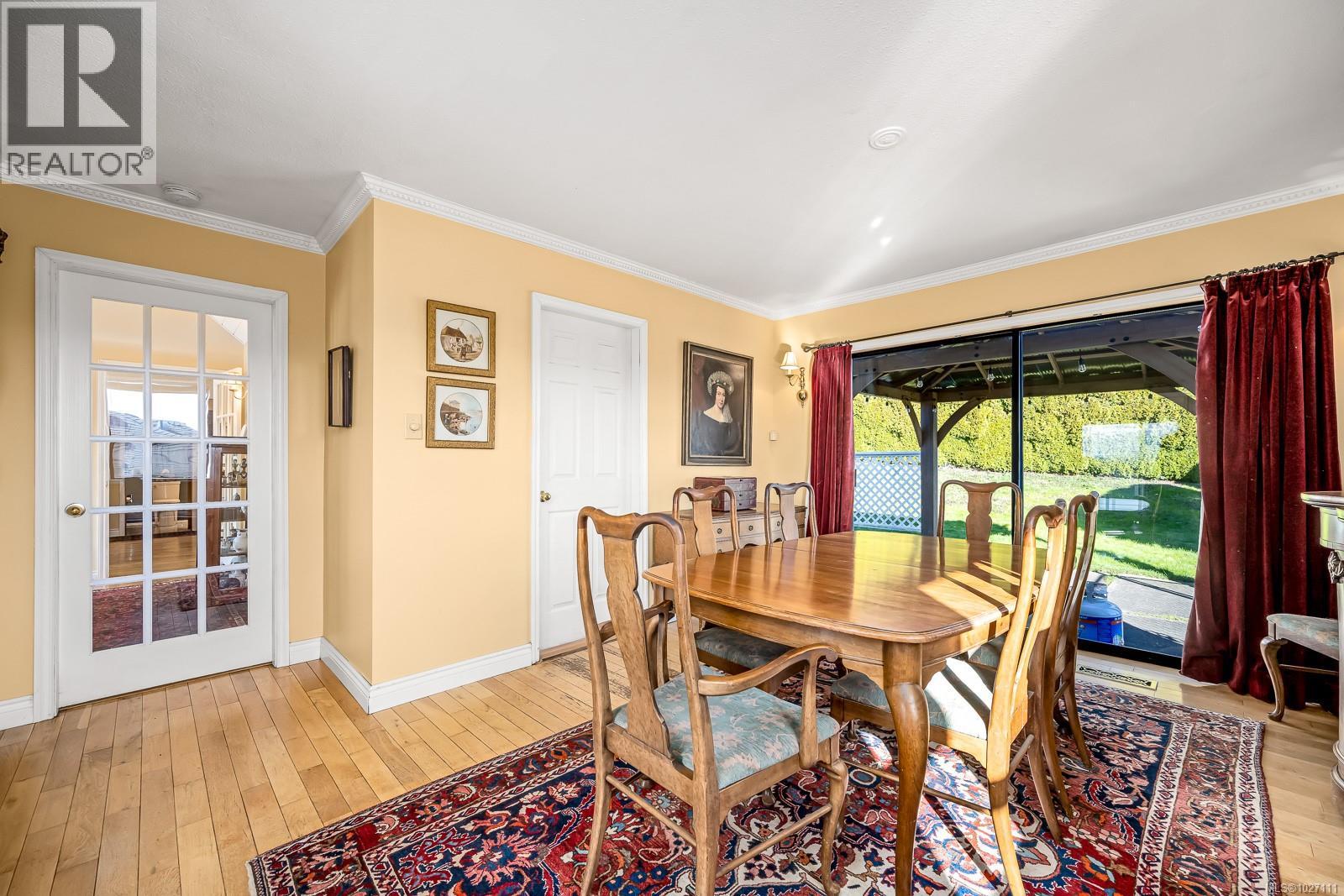 542 Washington Cres, Courtenay