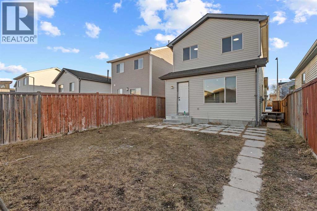 Single Family House for Sale in  Martin Crossing Rise NE Martindale Calgary 