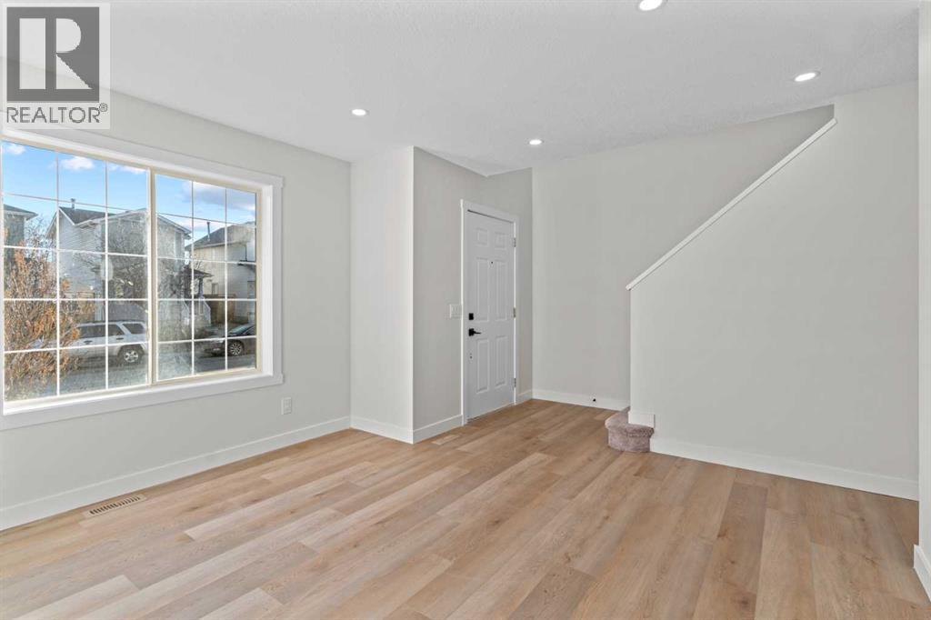 Single Family House for Sale in  Martin Crossing Rise NE Martindale Calgary 