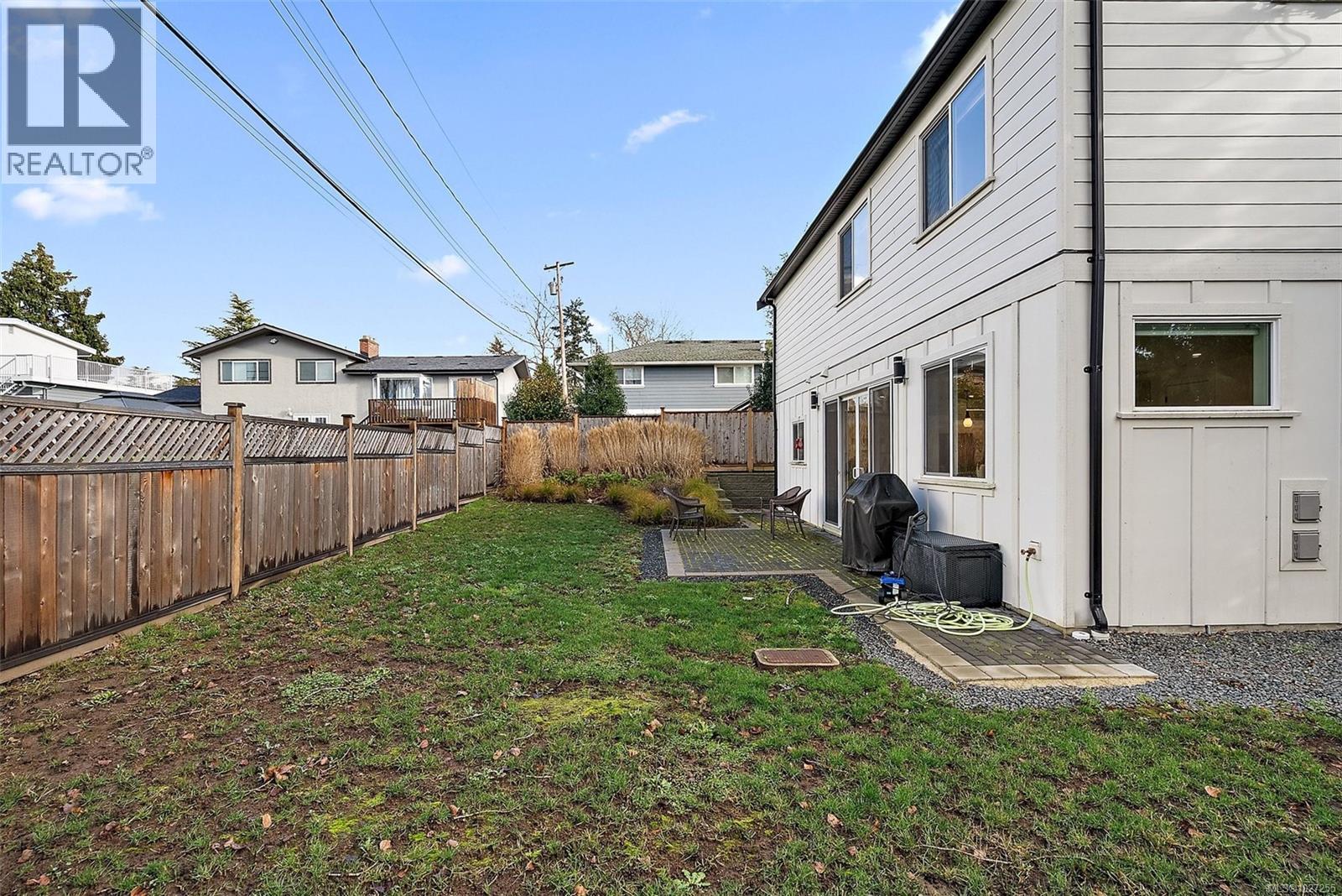  4240 Springridge Crescent, Saanich