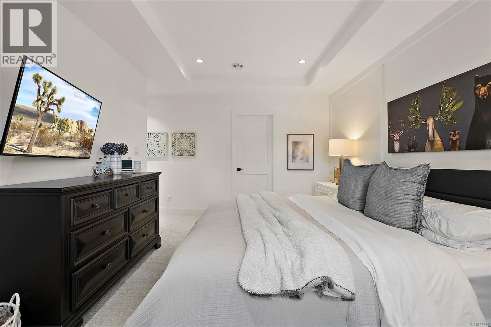  4240 Springridge Crescent, Saanich