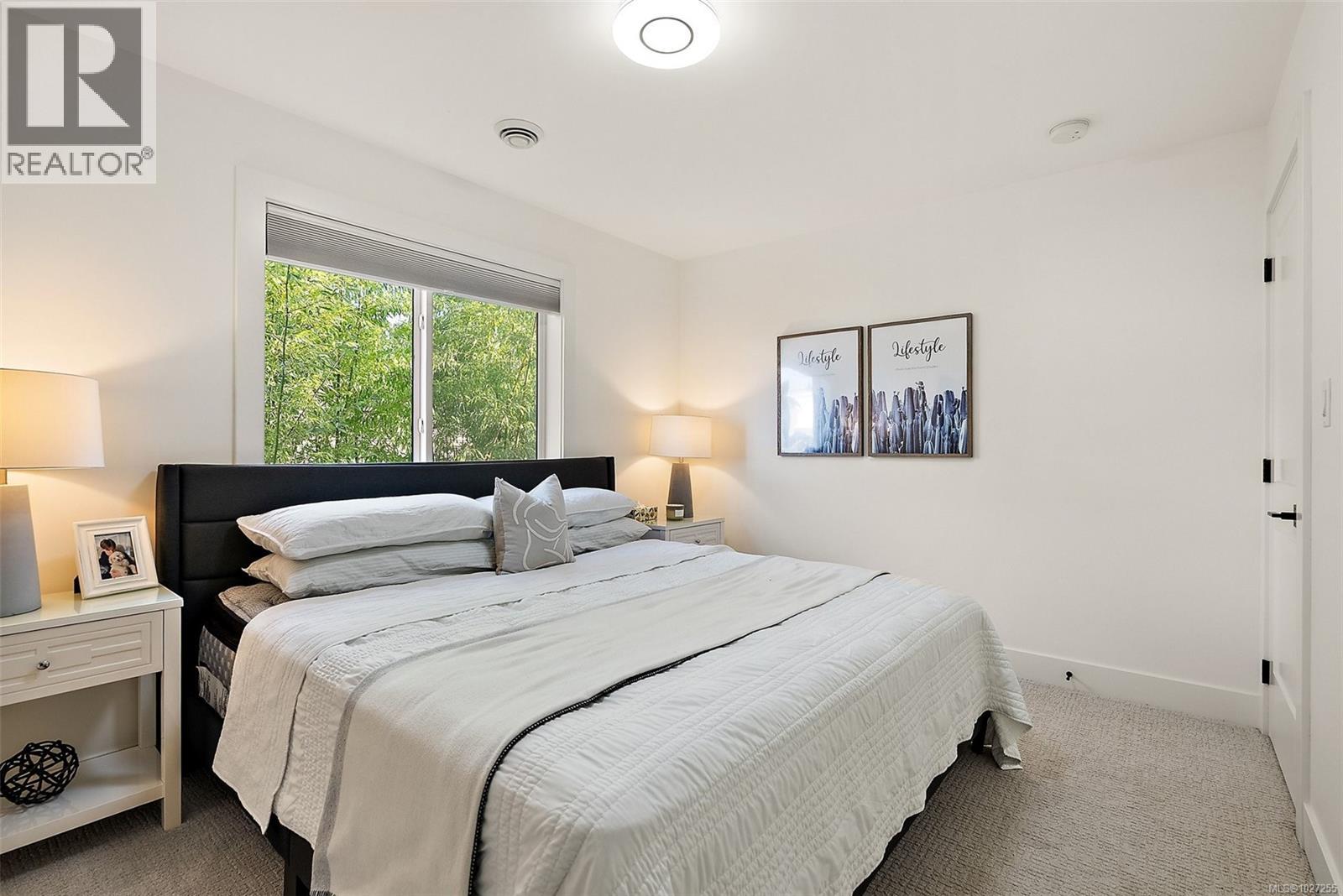  4240 Springridge Crescent, Saanich