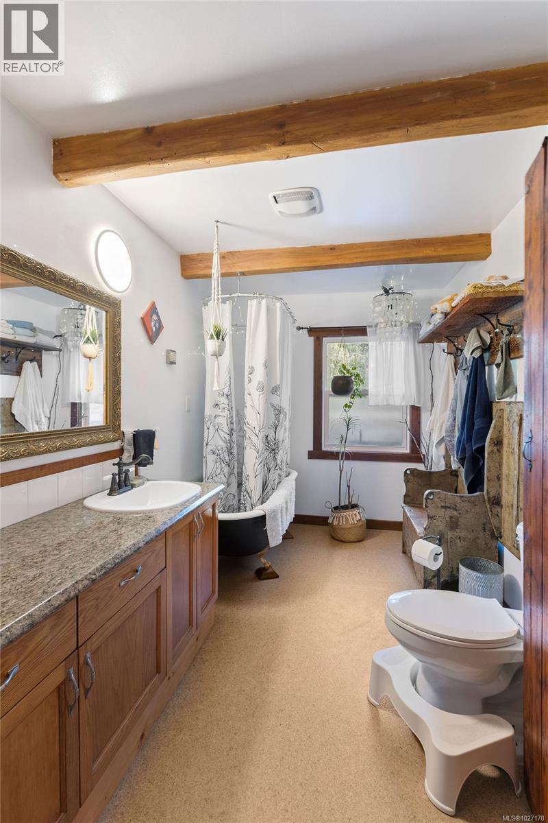 2993 Robinson Rd, Sooke