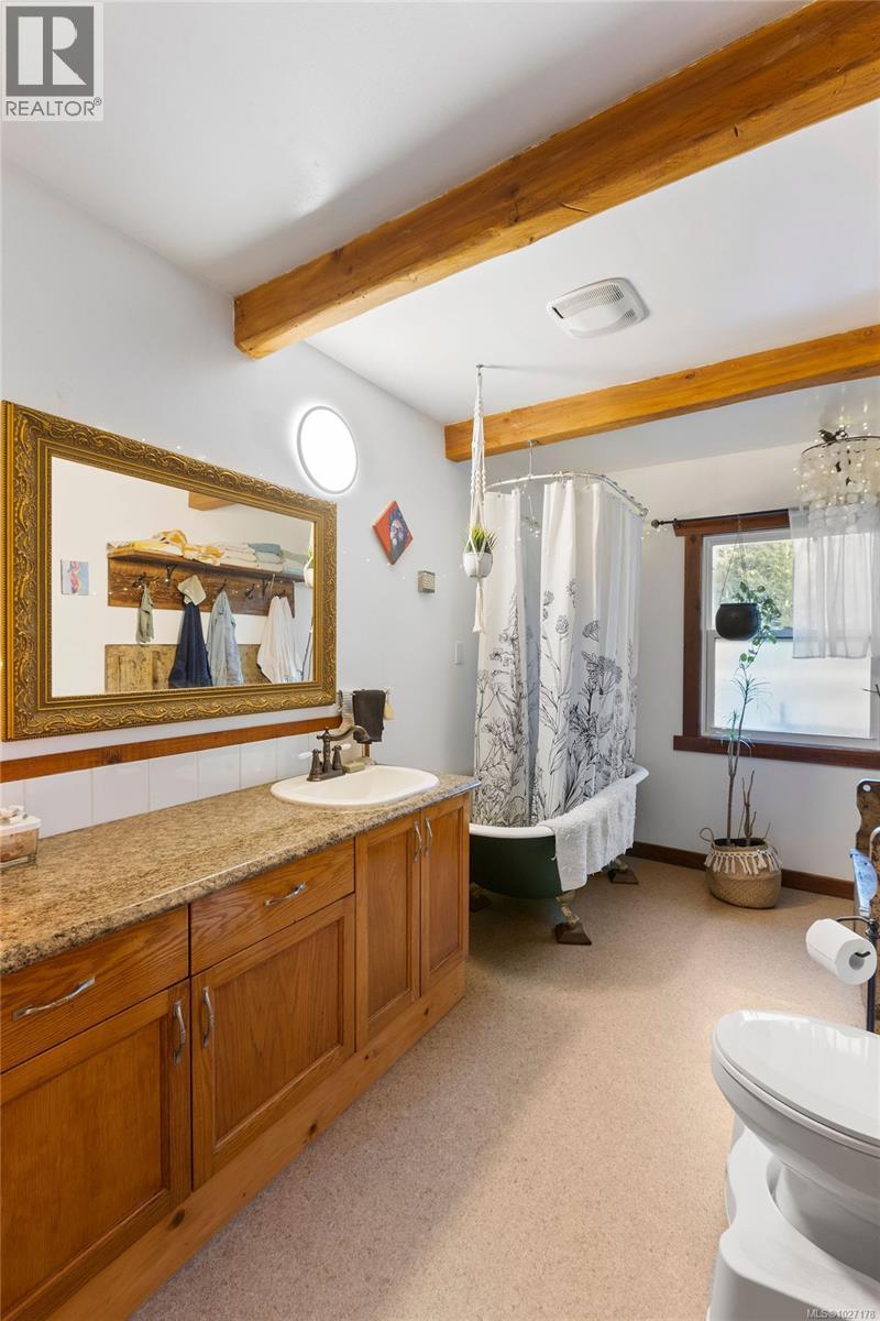 2993 Robinson Rd, Sooke