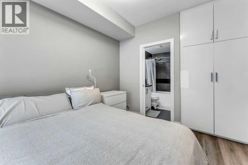 Single Family House for Sale in    Avenue NE Bridgeland/Riverside Calgary 