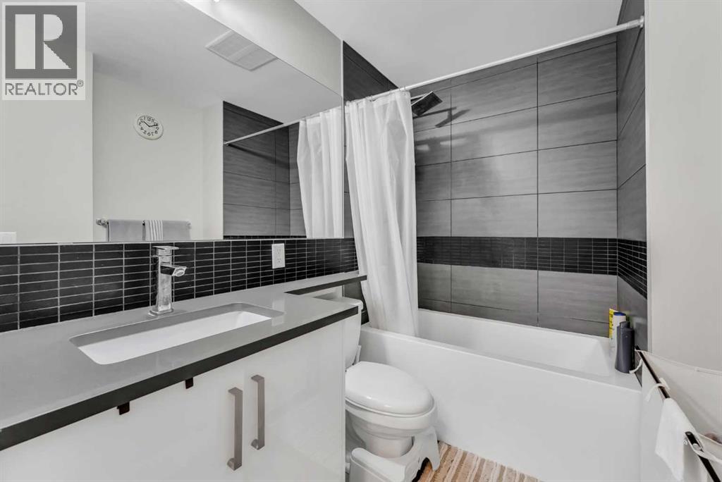 Single Family House for Sale in    Avenue NE Bridgeland/Riverside Calgary 