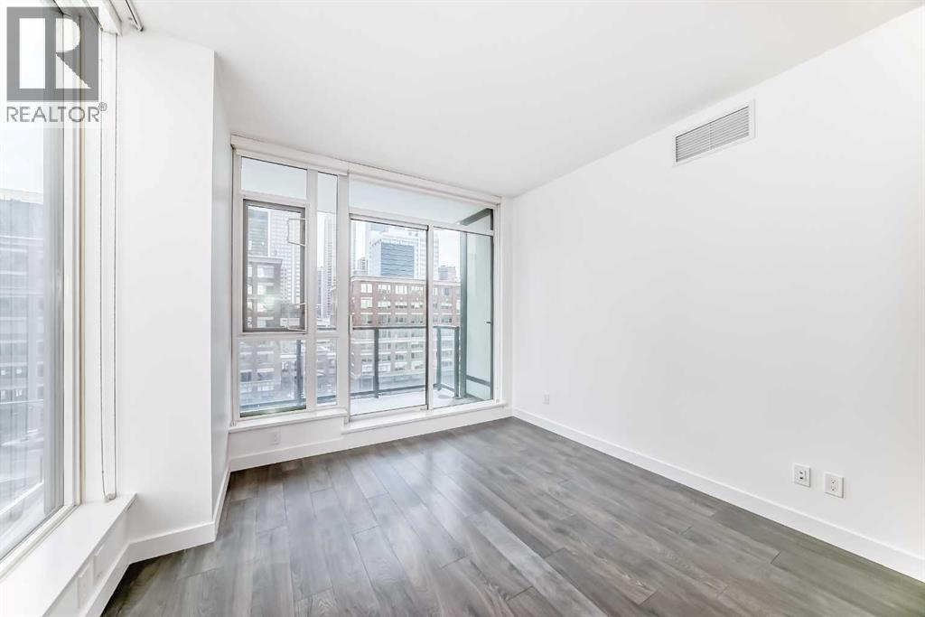 Single Family House for Sale in    Avenue SW Beltline Calgary 