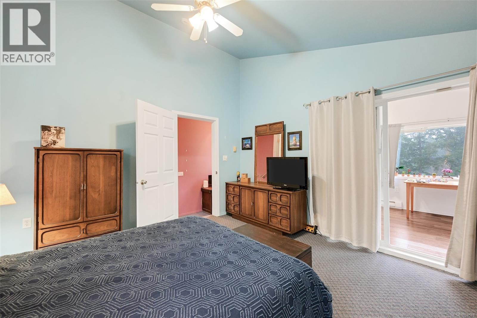 2035 Herd Rd, Duncan