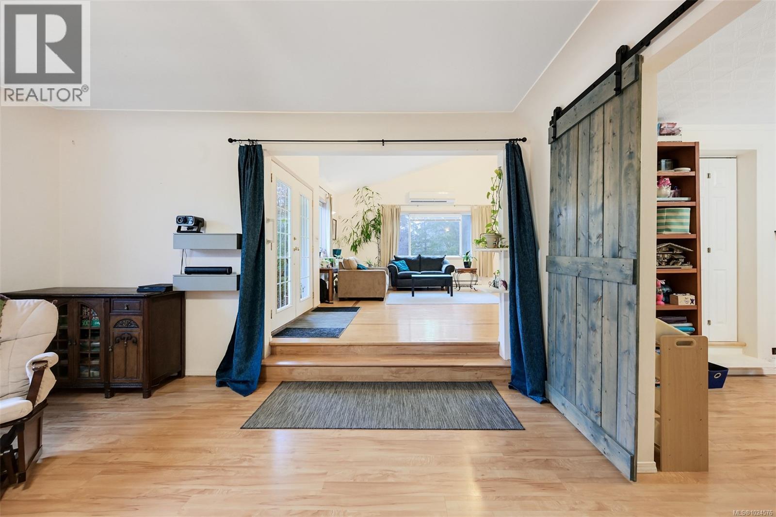 2035 Herd Rd, Duncan