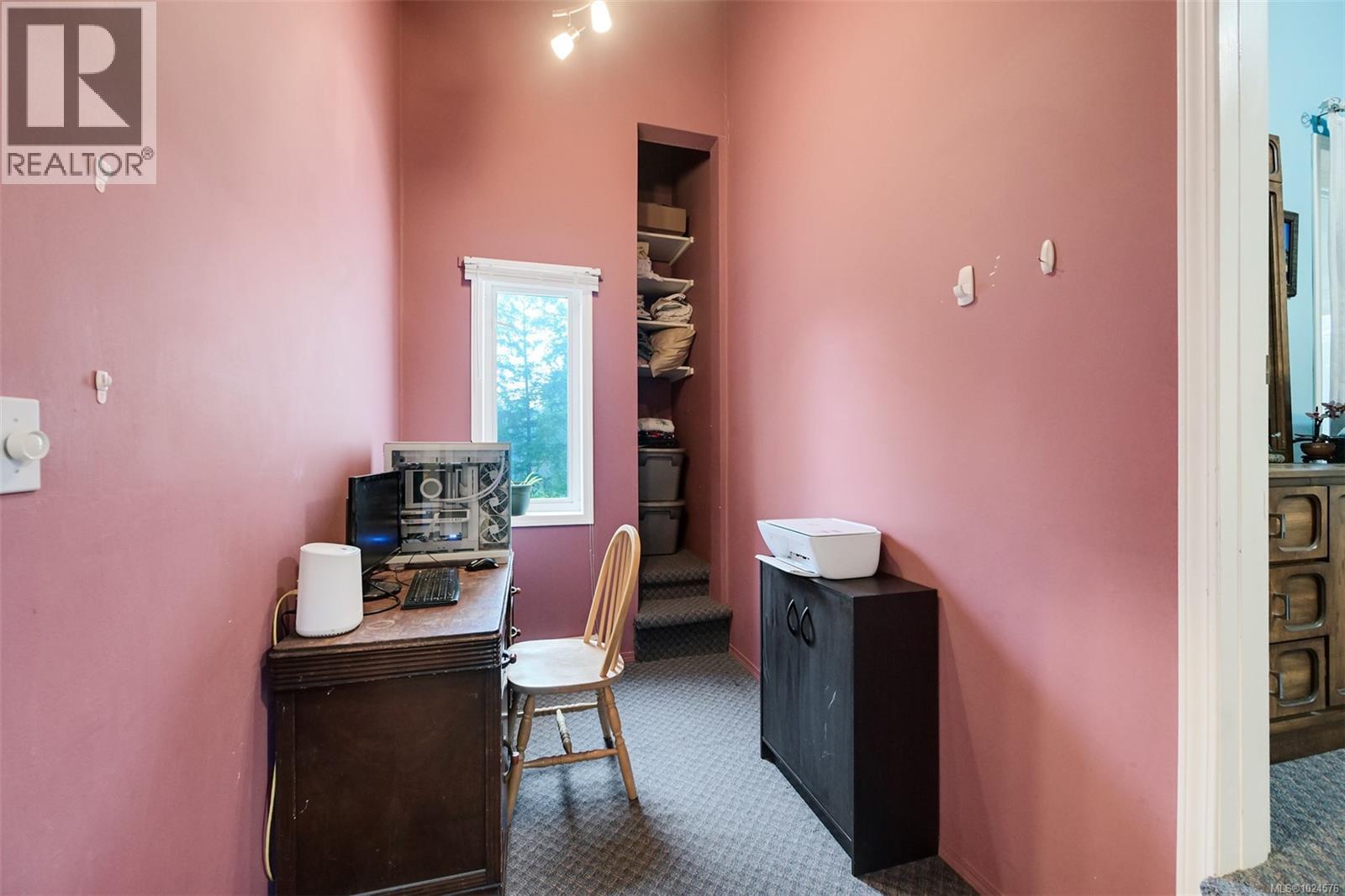 2035 Herd Rd, Duncan