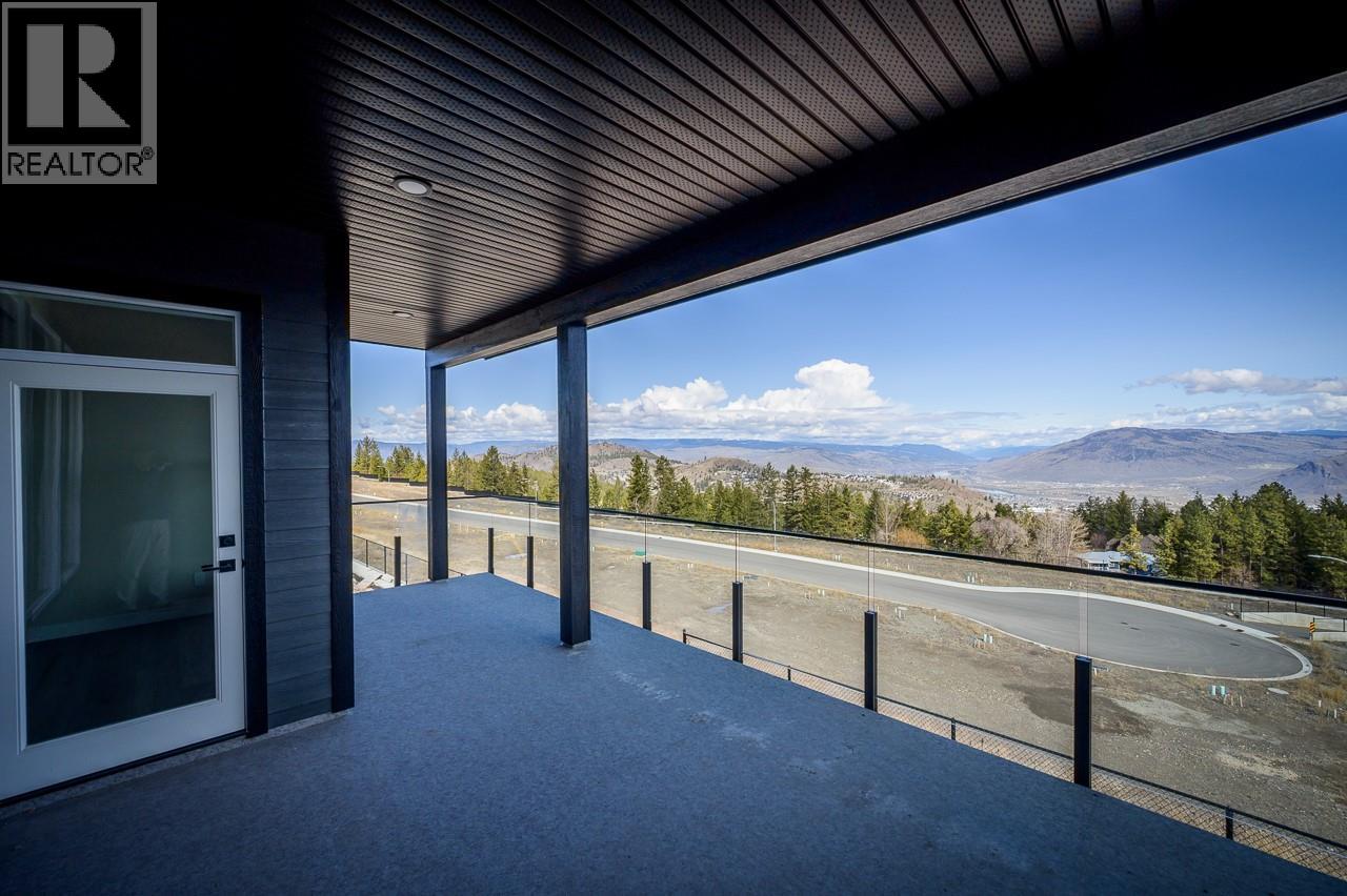 2138 LINFIELD Drive - 27