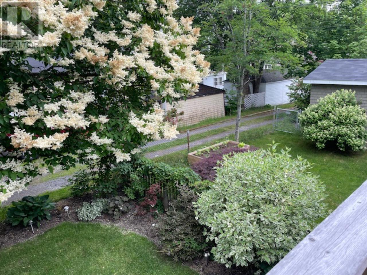 Property 26 of 30 of 1588 Chestnut Street