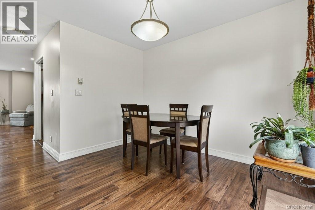 2327 Willemar Ave - 6