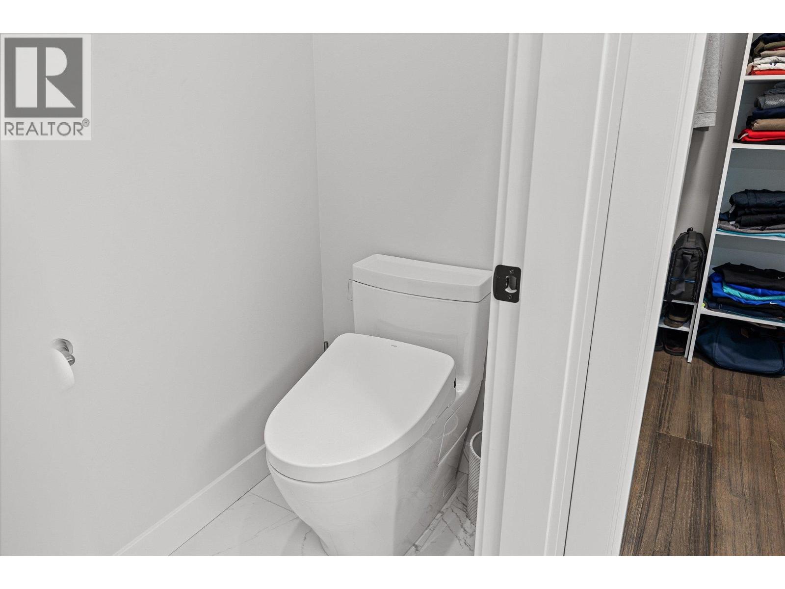  10058 Beacon Hill Drive, Lake Country