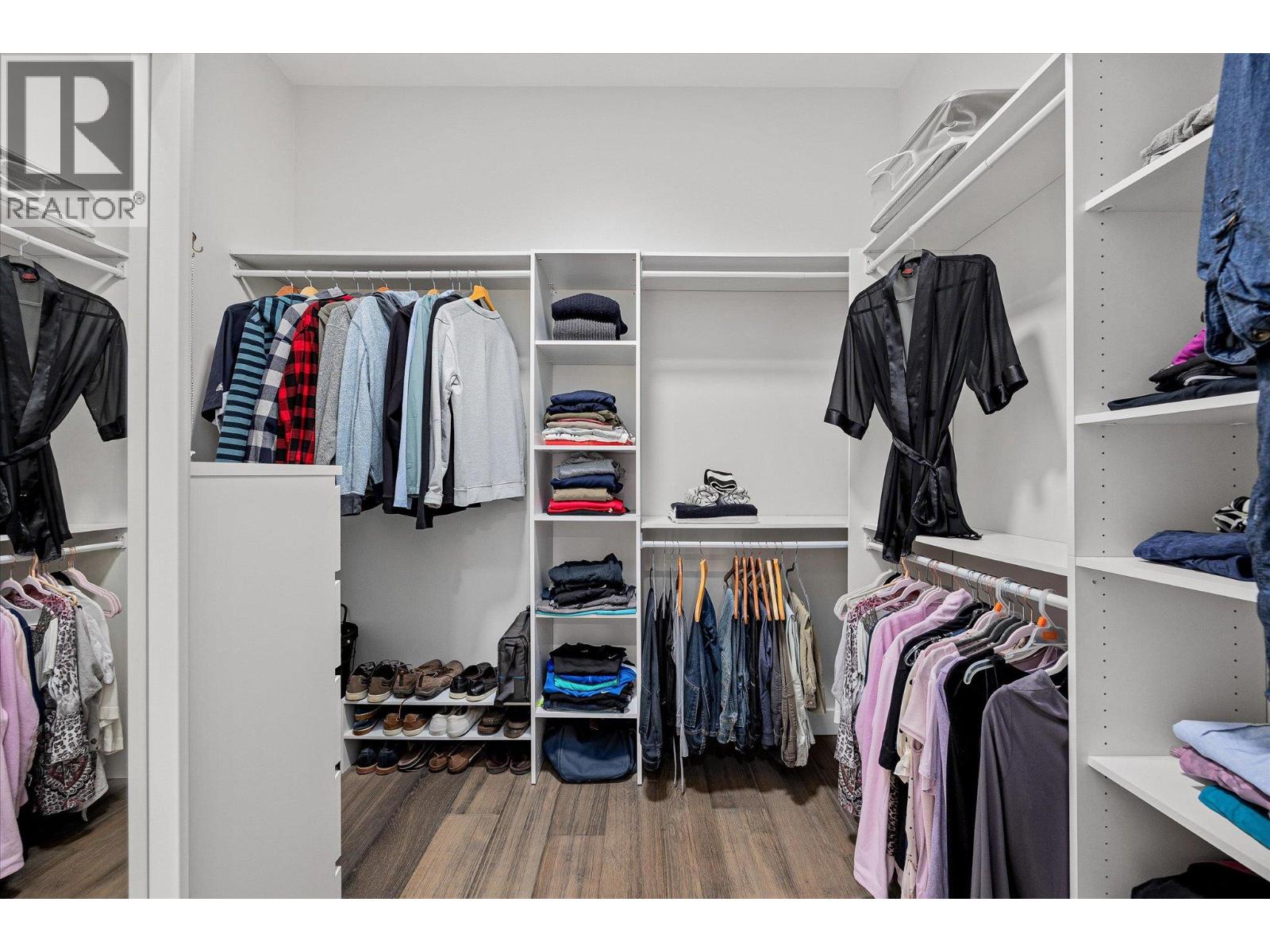  10058 Beacon Hill Drive, Lake Country