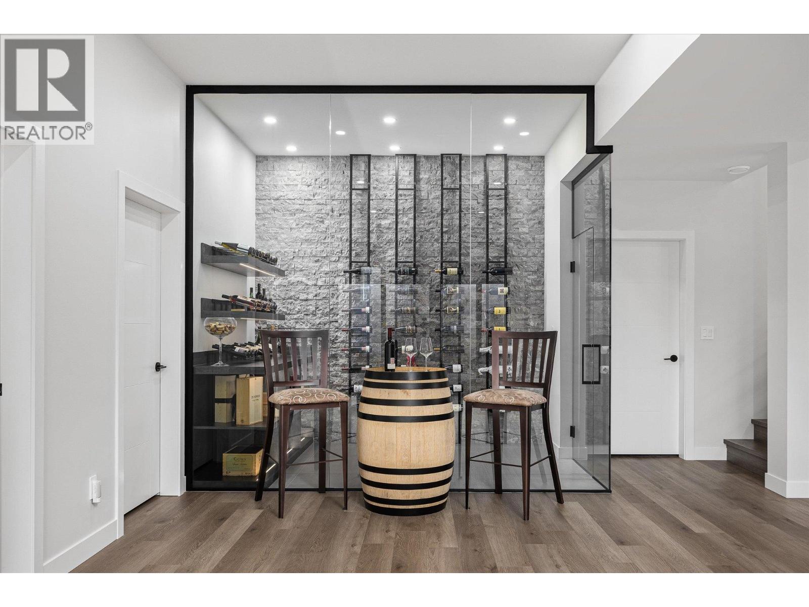  10058 Beacon Hill Drive, Lake Country