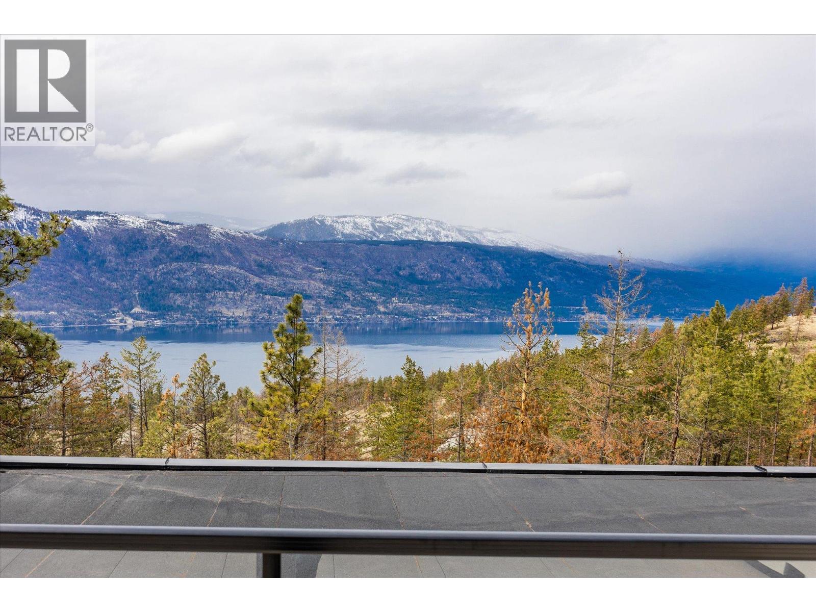  10058 Beacon Hill Drive, Lake Country