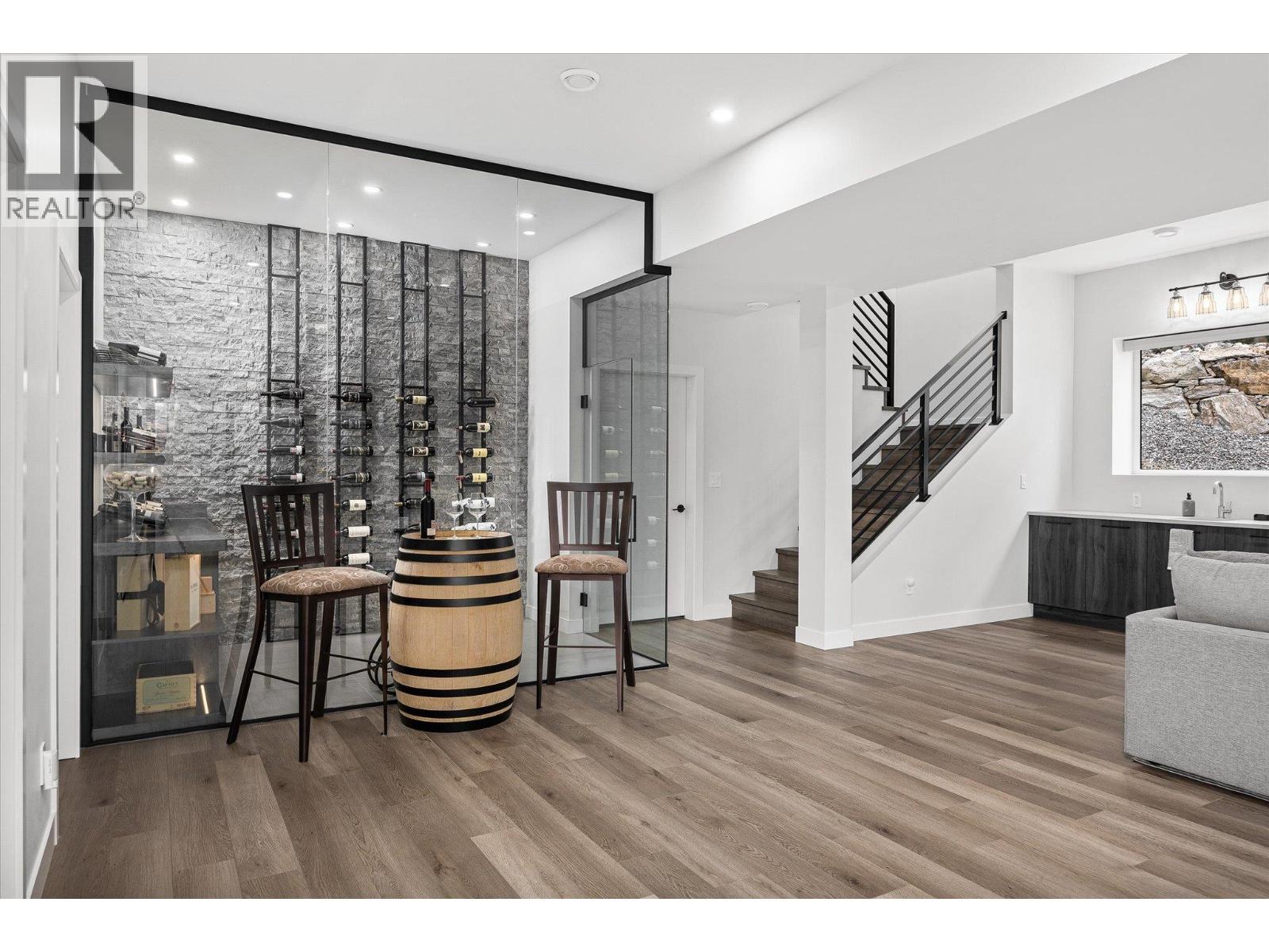  10058 Beacon Hill Drive, Lake Country